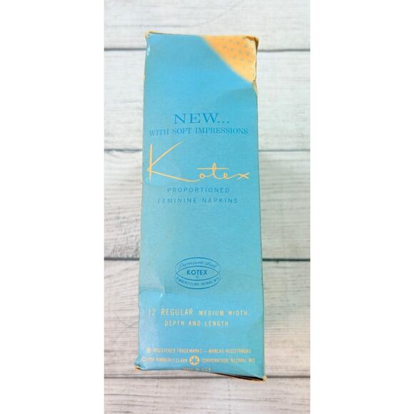 Vintage 1959 Kotex Feminine Pads Napkins 1 Box of 12 Unused Prop - Picture 9 of 10